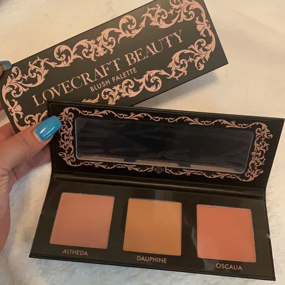 Lovecraft Beauty Blush Palette - Picture 3 of 3